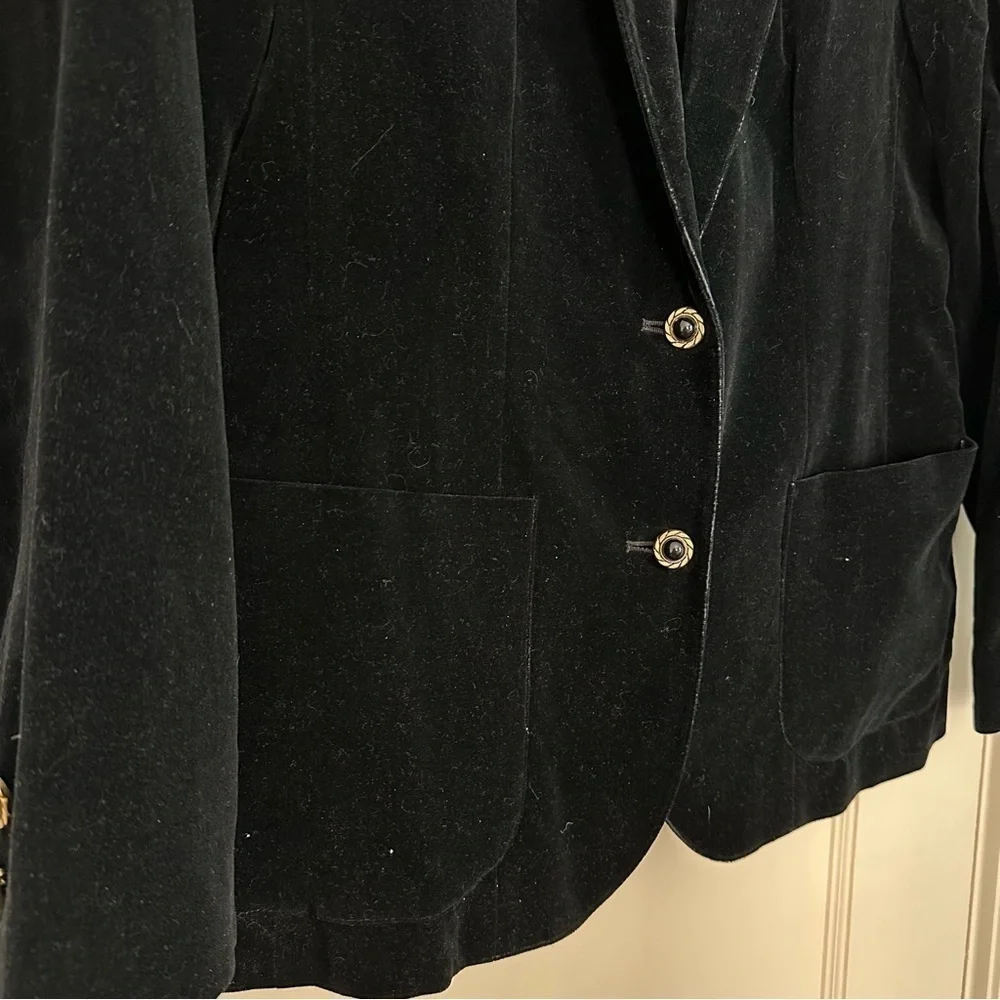 Dillard’s 900 West elevate your
